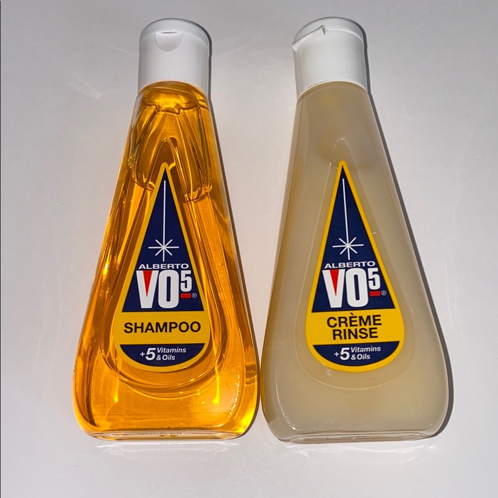 Travel size 2 fl oz shampoo & crème rinse. V05 Alberto